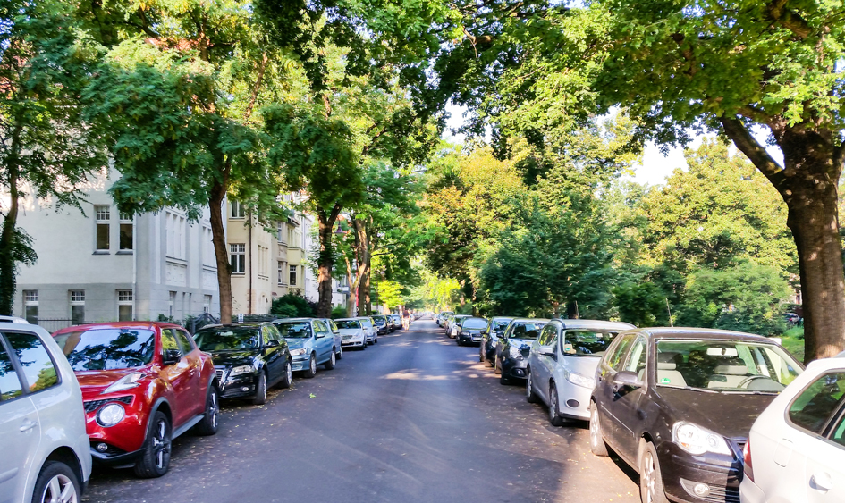 Straßenzug in Stadtfeld Ost